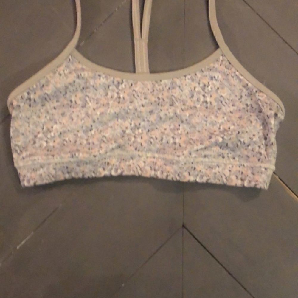 Size 8 Grey + White Lululemon Sport Bra